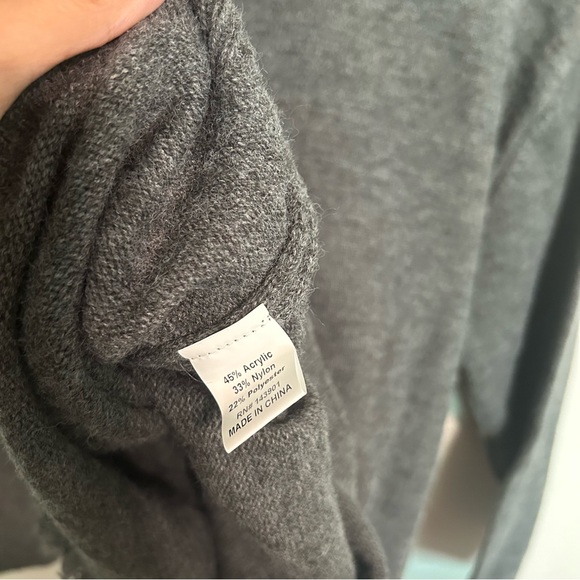 NWT Coco+Carmen Celleste Button Front Cardigan with Fringe Charcoal Size L / XL - Picture 7 of 8